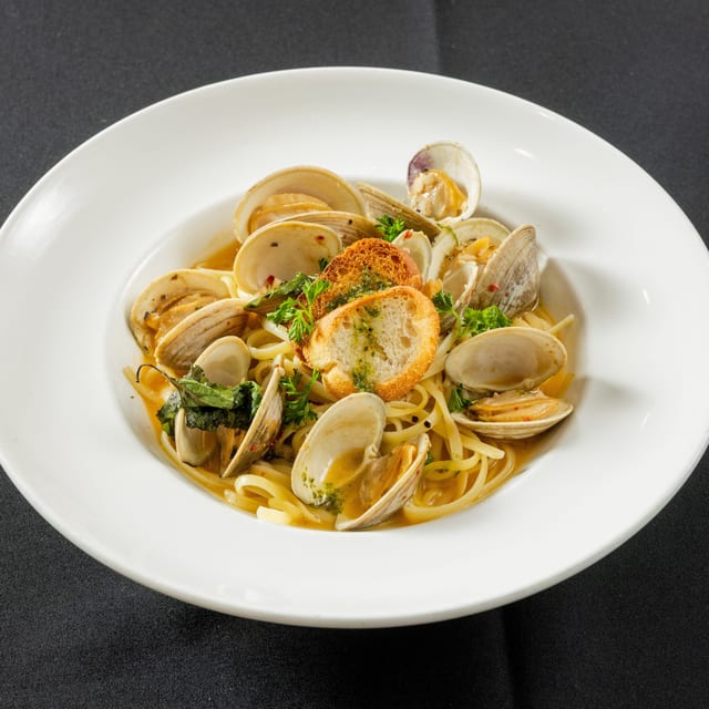 Linguine Vongole Pasta.